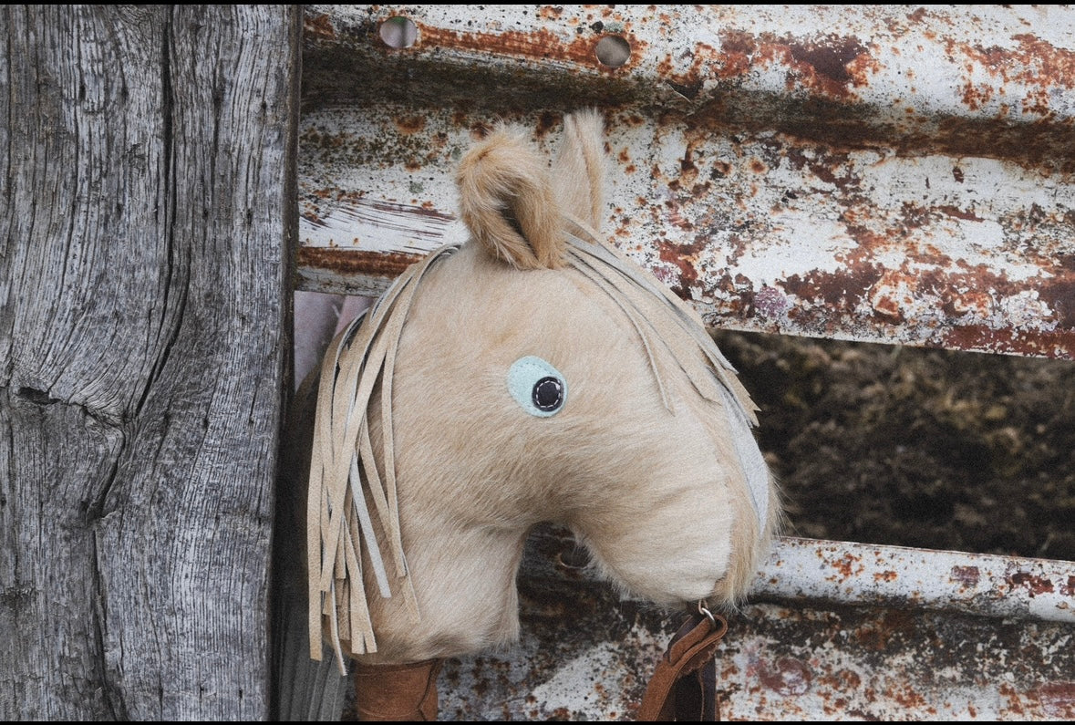 Goldie! Cowhorse