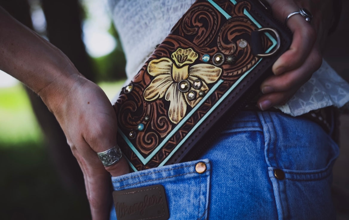 Daffodils Zippered Clutch Wallet