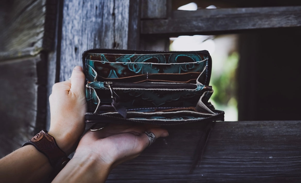 Daffodils Zippered Clutch Wallet