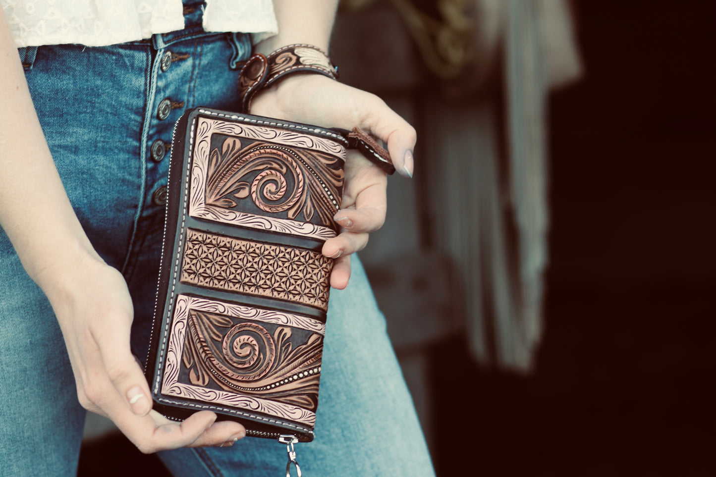 “Mae” Zippered Clutch Wallet