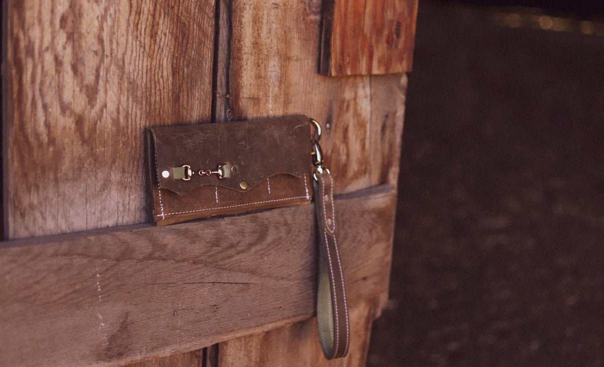 Barn Star Wristlet Wallet Sage