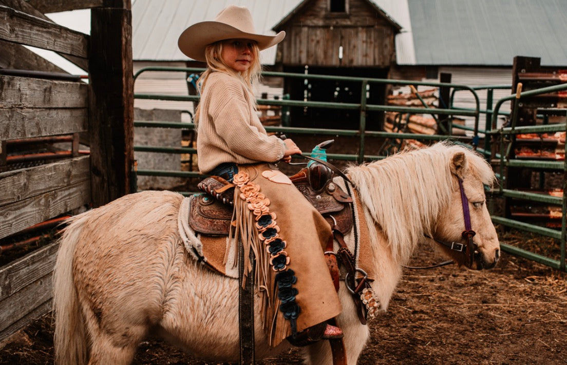 Rust and Rain Chaps – Arrow M Saddlery