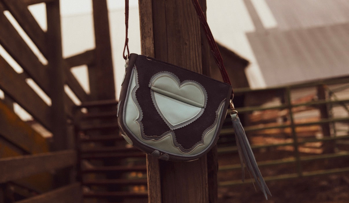 Chap Purse Crossbody Navy
